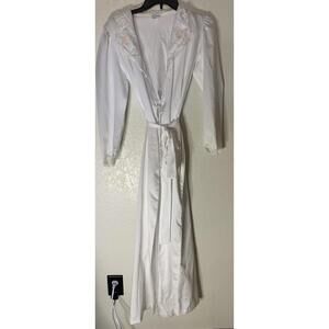 Vtg Sara Beth sz S White Satin Peignoir Robe Sexy!  Lace Trim Embroidered